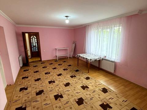 будинок за адресою 15 хвилин до м. Чернівці