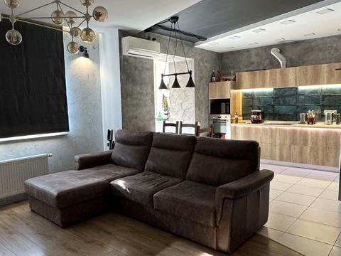 квартира за адресою Будівельників вул., 14