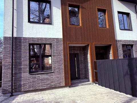 будинок за адресою Академіка Ромоданова вул. (Льва Толстого), 44