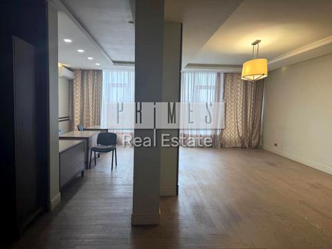 комерційна за адресою Андрія Верхогляда вул. (Михайла Драгомирова), 2-А