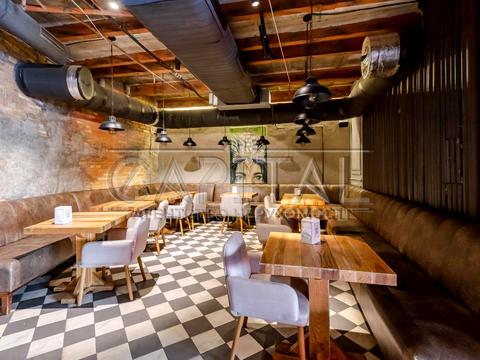 комерційна за адресою Басейна вул., 7