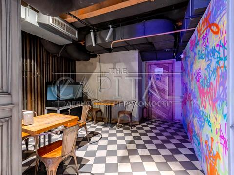 комерційна за адресою Басейна вул., 7