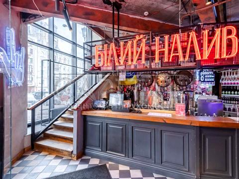 комерційна за адресою Басейна вул., 7