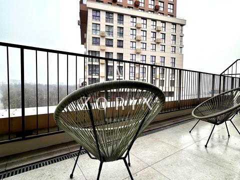 квартира за адресою Зоряний бульв., 1м