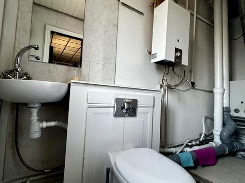 комерційна за адресою Байди Вишневецького вул., 17