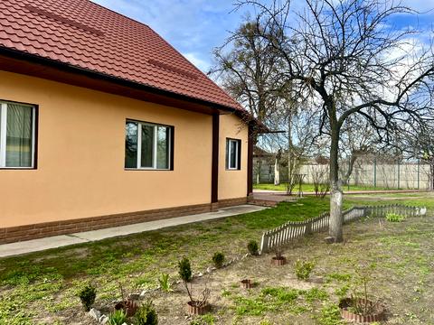 будинок за адресою Революції Гідності вул. (Революції)