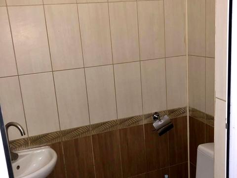 комерційна за адресою Семінарська вул. (Леніна), 20а