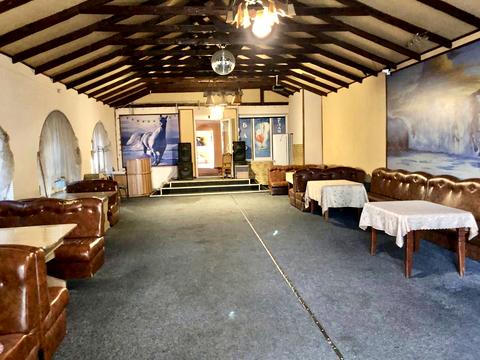 комерційна за адресою Семінарська вул. (Леніна), 20а