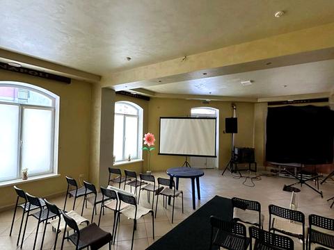 комерційна за адресою Обліски вул., 115