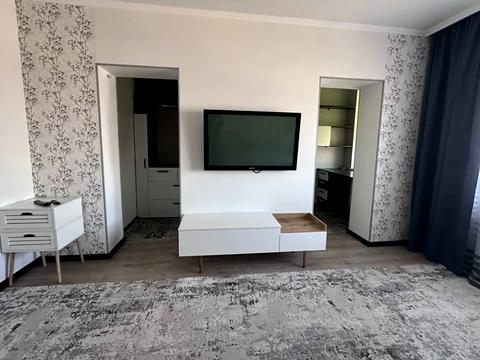 квартира за адресою Героя України Дмитра Крамара вул., Будинок