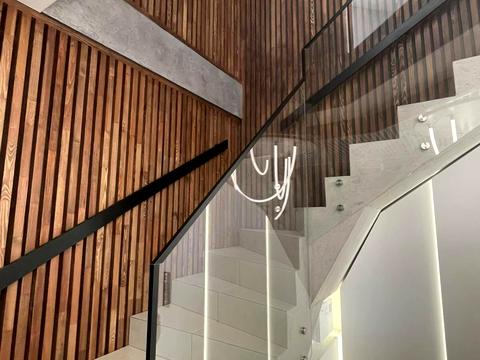 комерційна за адресою Академіка Андрія Сахарова вул., 80а