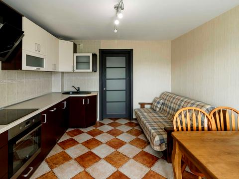 квартира за адресою Братиславська вул., 7-А