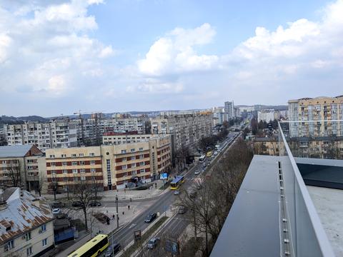 комерційна за адресою Лемківська вул., 11-В