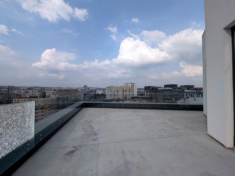 комерційна за адресою Лемківська вул., 11-В