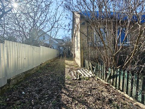 будинок за адресою Свято-Покровська вул. (Леніна)