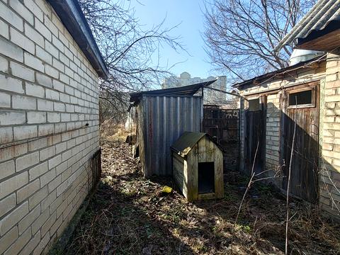 будинок за адресою Свято-Покровська вул. (Леніна)