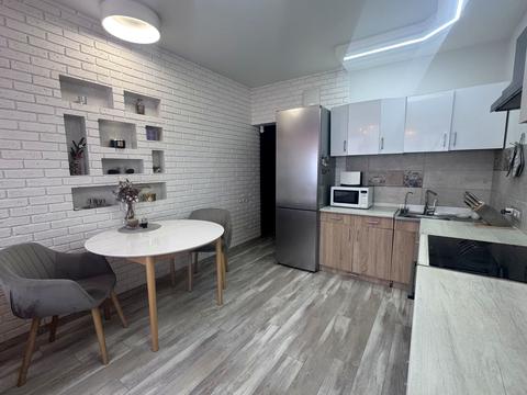 квартира за адресою Володимира Наумовича вул. (Антонова-Овсієнка), 4-А