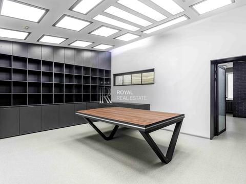 коммерческая по адресу Лютеранская ул., 21/12