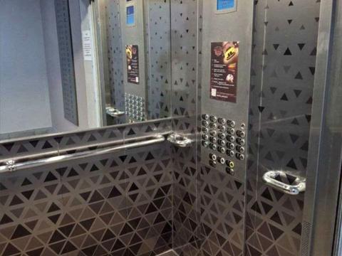 квартира за адресою Зоряний бульв., 1м