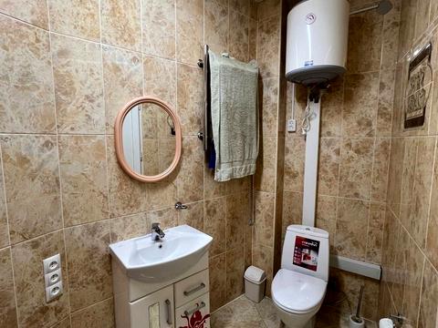 комерційна за адресою Михайла Грушевського вул., 20