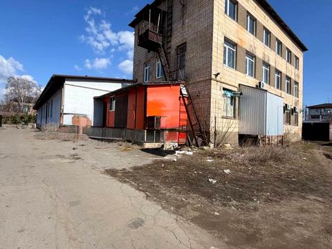 комерційна за адресою Центральна площа, 2Б