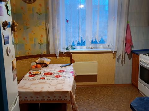 квартира за адресою Захисників України вул., 30