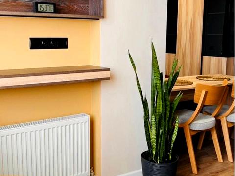 квартира за адресою Зарічанська вул., 11л