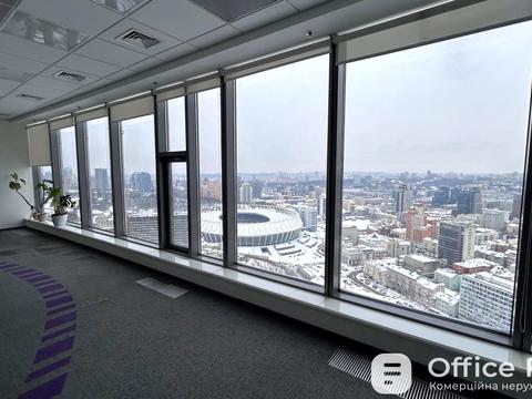 комерційна за адресою Спортивна пл., 1а