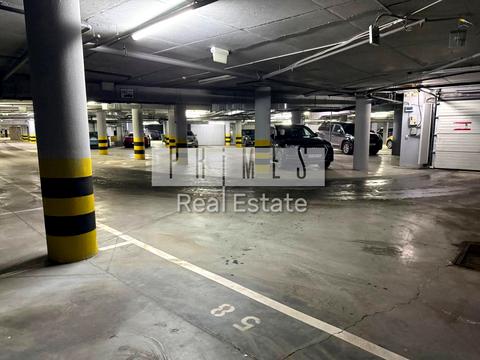 паркоместо по адресу Андрея Верхогляда ул. (Михайла Драгомирова), 9