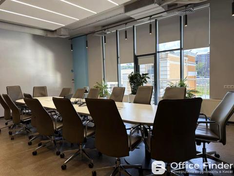 комерційна за адресою Сім'ї Прахових вул. (Гайдара), 58