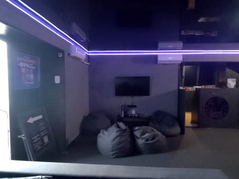 комерційна за адресою Тіниста вул., 2а
