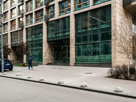 коммерческая по адресу Золотоворотская ул., 38