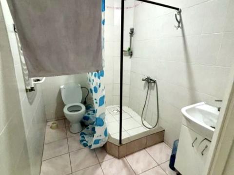 будинок за адресою Незалежності України вул.