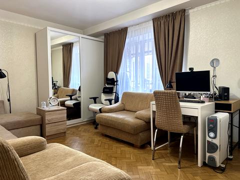 квартира по адресу Владимиро-Лыбедская ул., 16