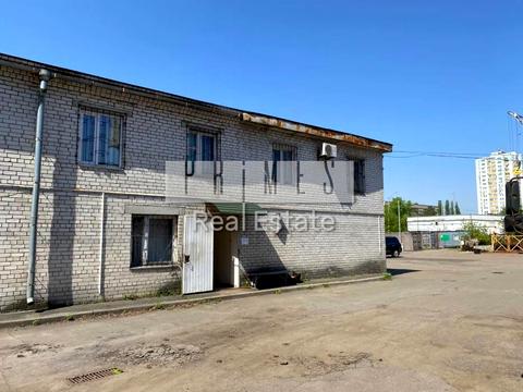 коммерческая по адресу Святошинская ул., 4