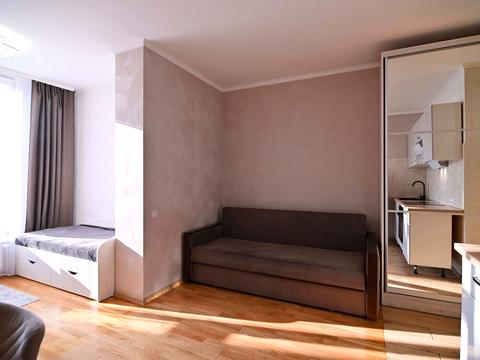 квартира за адресою Євгена Коновальця вул., 2