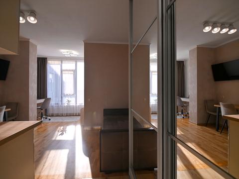 квартира за адресою Євгена Коновальця вул., 2