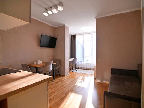 квартира за адресою Євгена Коновальця вул., 2