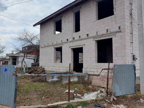 комерційна за адресою Келецька вул., 125