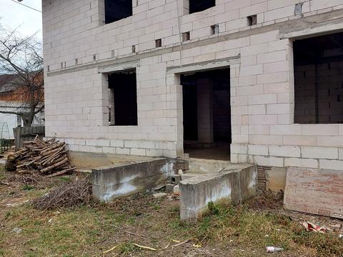 комерційна за адресою Келецька вул., 125