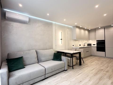 квартира за адресою Дніпровська набережна вул., 15-Ж