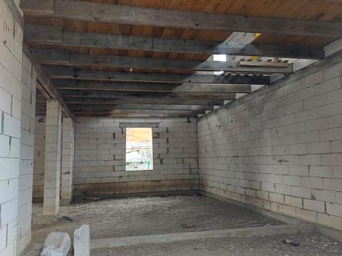 комерційна за адресою Келецька вул., 125