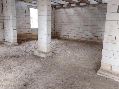 комерційна за адресою Келецька вул., 125