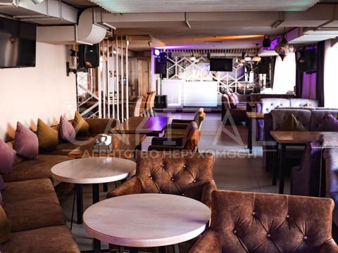 комерційна за адресою Басейна вул., 1