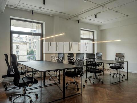 коммерческая по адресу Крещатик ул., 6