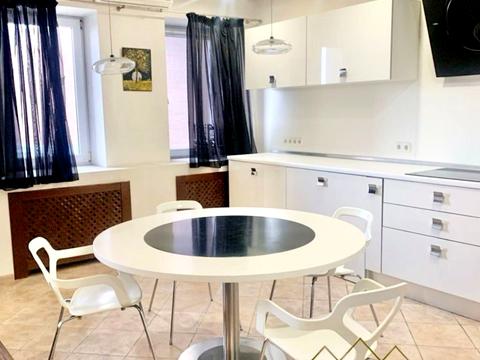 квартира за адресою Клінічна вул., 23/25