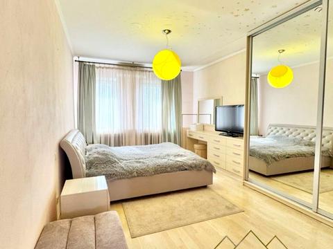 квартира за адресою Клінічна вул., 23/25