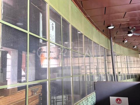 комерційна за адресою Басейна вул., 4