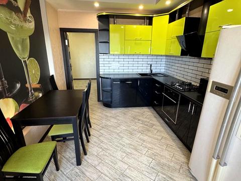 квартира за адресою Покровська вул., 99д