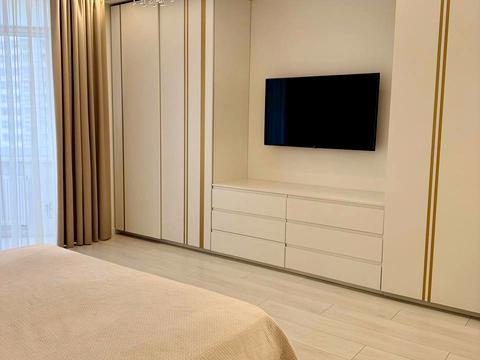 квартира за адресою Андрія Верхогляда вул. (Михайла Драгомирова), 14-А